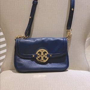 Navy blue shoulder or Crossbody Tory Burch bag